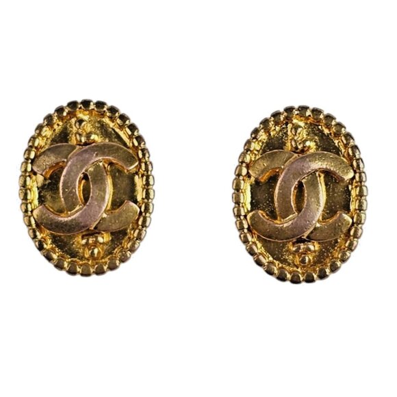 CHANEL Gold Plated Clip On CC Earrings Vintage Statement Logo Oval Authentic - Picture 6 of 7
